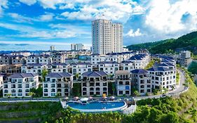 D'Lioro Hotel & Resort